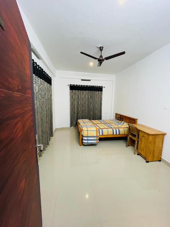 Highland Residency Hotel Attappadi ภายนอก รูปภาพ
